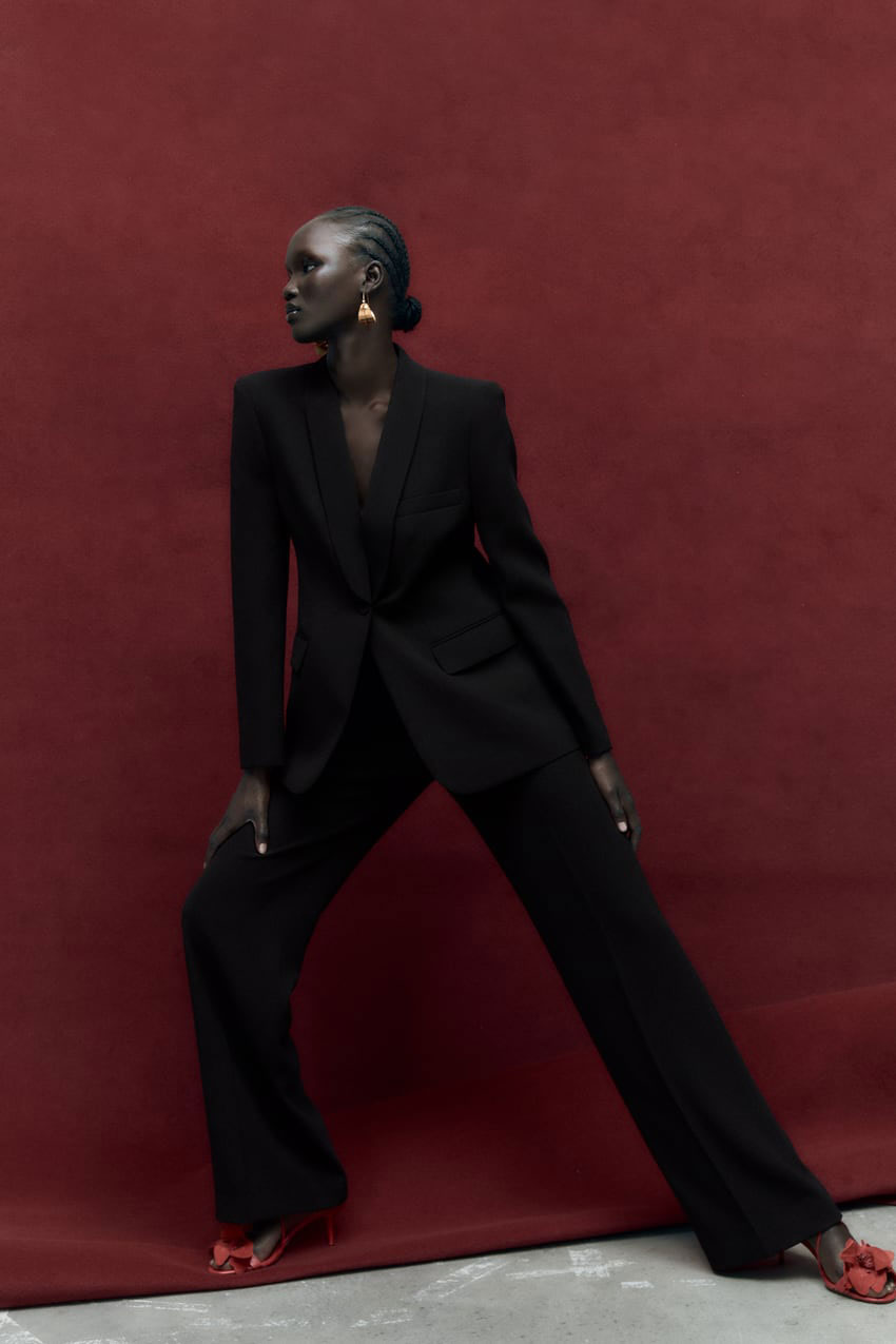 Sofistike bir şıklık arıyorsanız, bakmanız gereken yer Zara! 7 Eylül 2022 fiyat listesi...