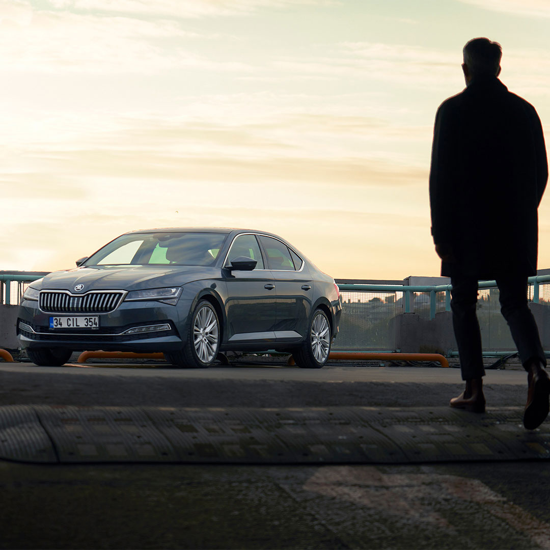 Süper özellikler süper fiyat! İşte yeni Skoda Superb 7 Eylül 2022 fiyat listesi..