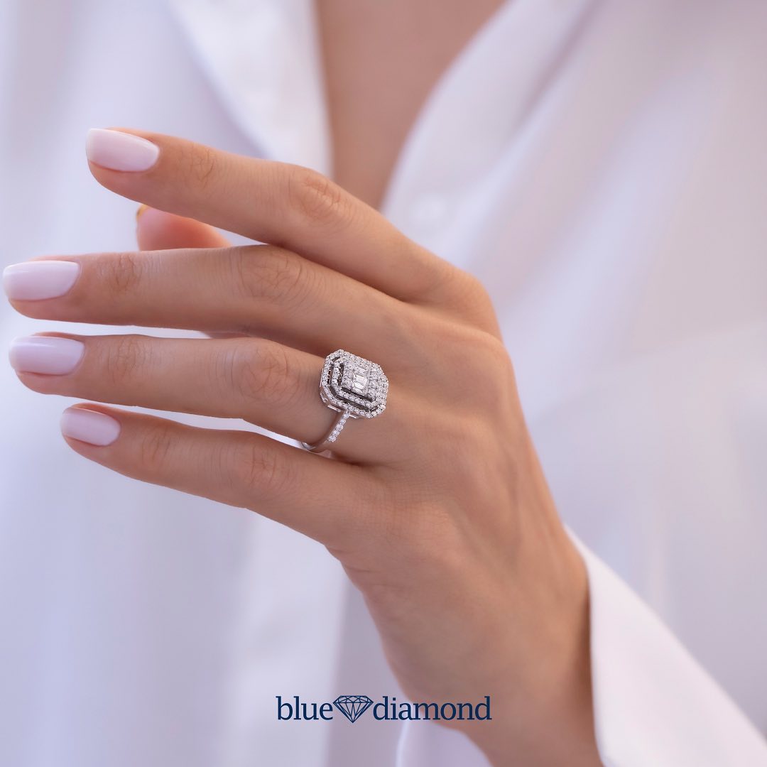Blue Diamond baget yüzüklerde yüzde 50 ye varan indirimi kaçırmayın! 11 Eylül 2022 fiyat listesi..