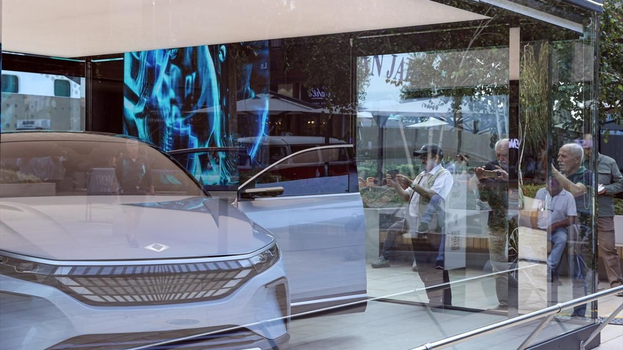 Togg, Galataport ta ziyaretçilerini bekliyor!