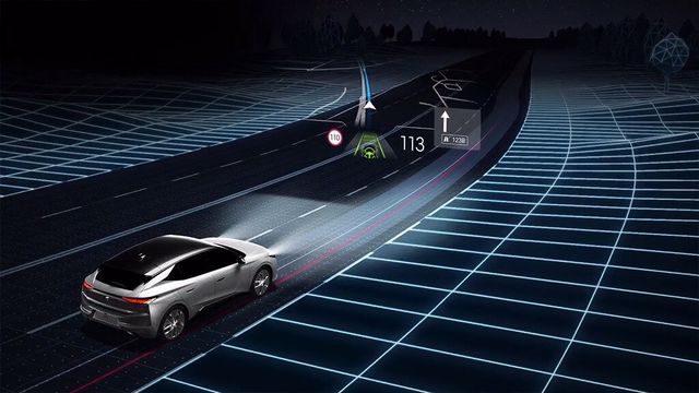 Göz kamaştıran DS 4 artık Türkiye’de! DS 4 /1 Ekim 2022 fiyat listesi