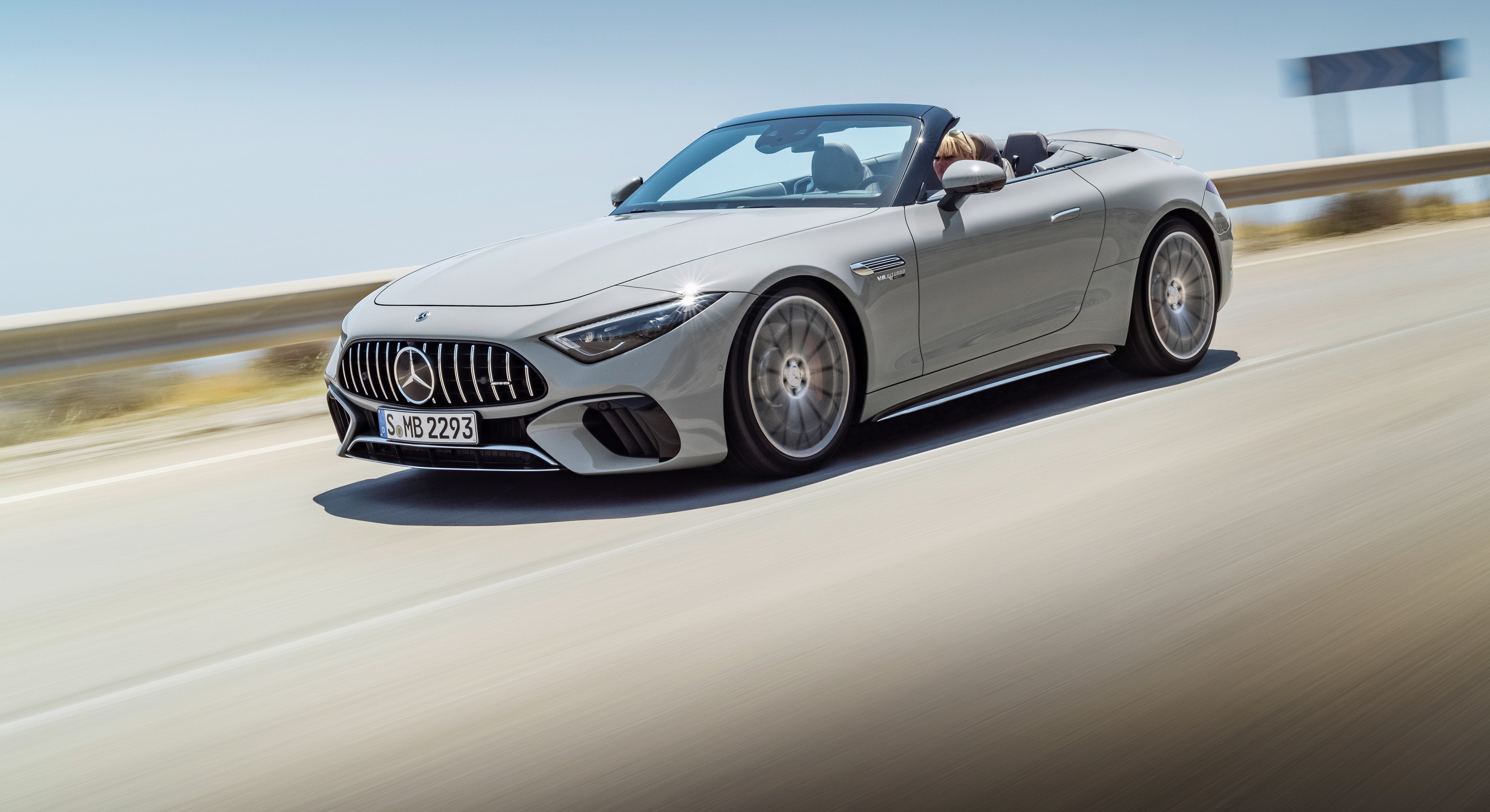 Fiyatı tavan yaptı! Mercedes-AMG SL Roadster a 687 bin TL zam! İşte 25 Ocak 2023 fiyat listesi...