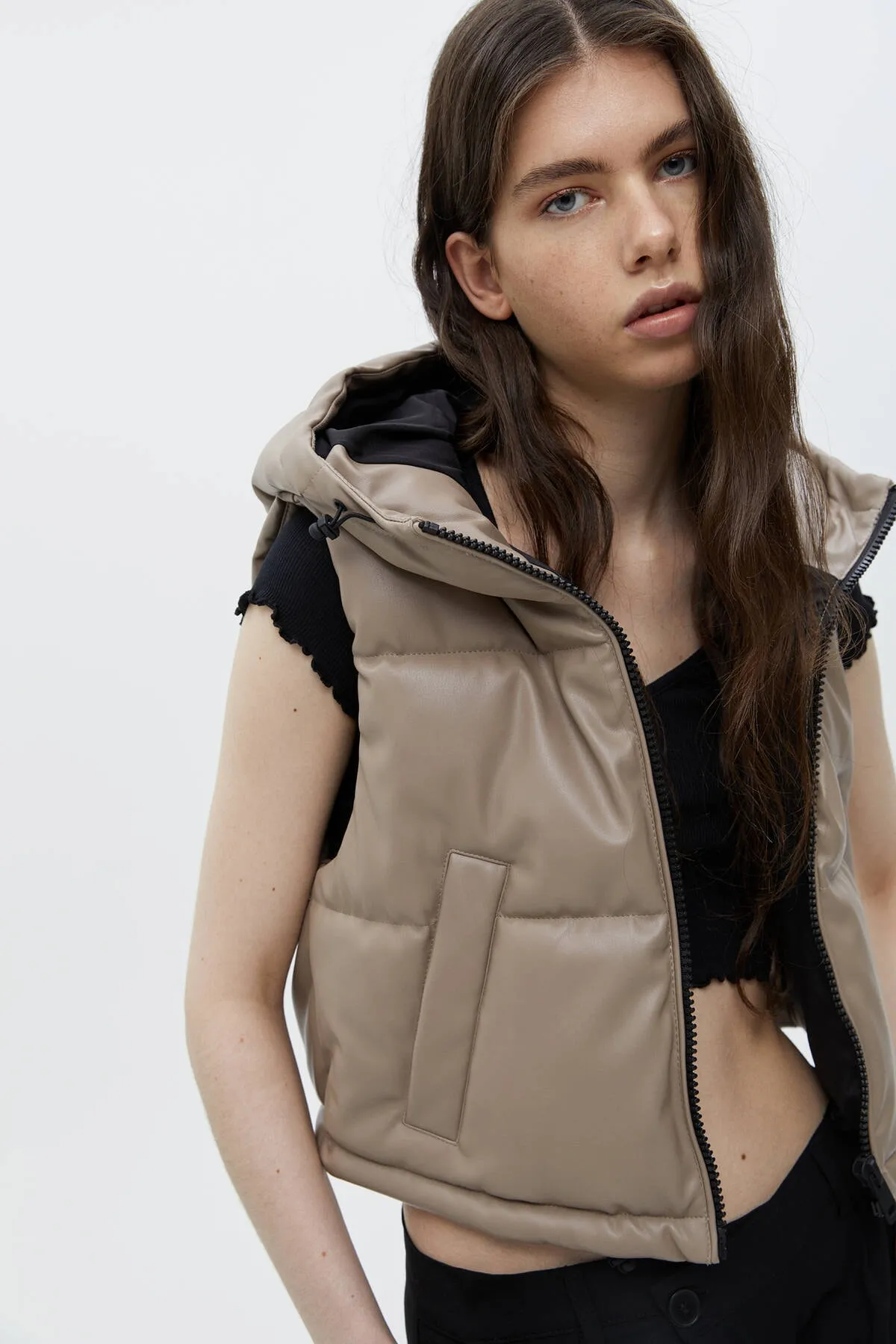 Ceketten hırkaya her şey indirimde! Pull & Bear indirimleri başladı! 31 Ocak 2023 Fiyat Listesi