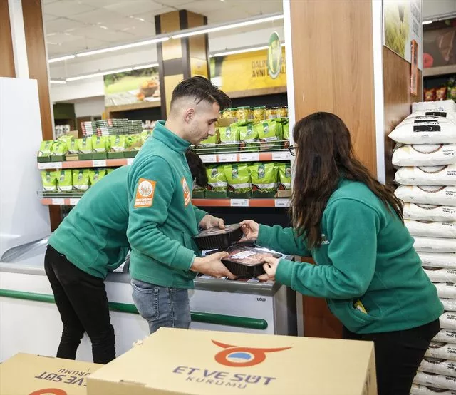 Et ve süt Kurumu ndan tarım kooperatifle anlaşma! Kıyma 140 TL, kuşbaşı 150 TL!