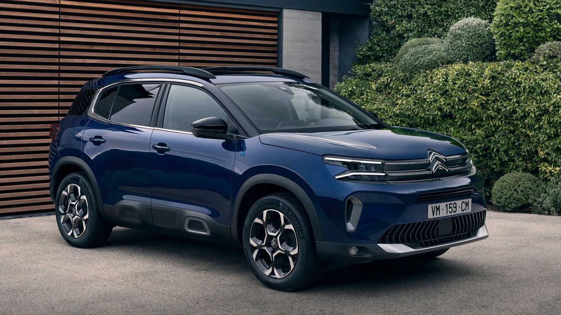 Konforlu ve eşsiz bir SUV; Citroen C5 Aircross... Bu fiyata C-SUV kalmadı