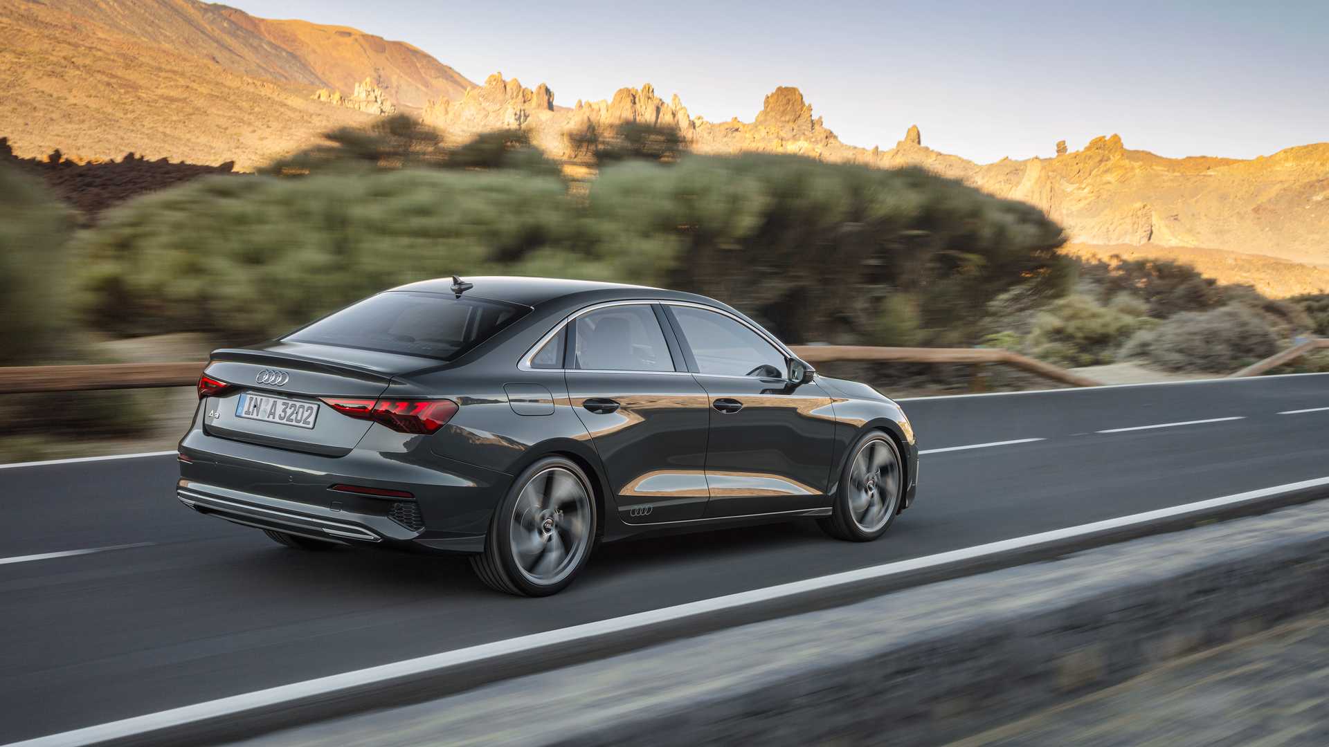 Zam, zam zam! Artık 1 milyon TL bile yetmiyor! Audi A3 Sedan ın fiyatını görenler şoke oldu!