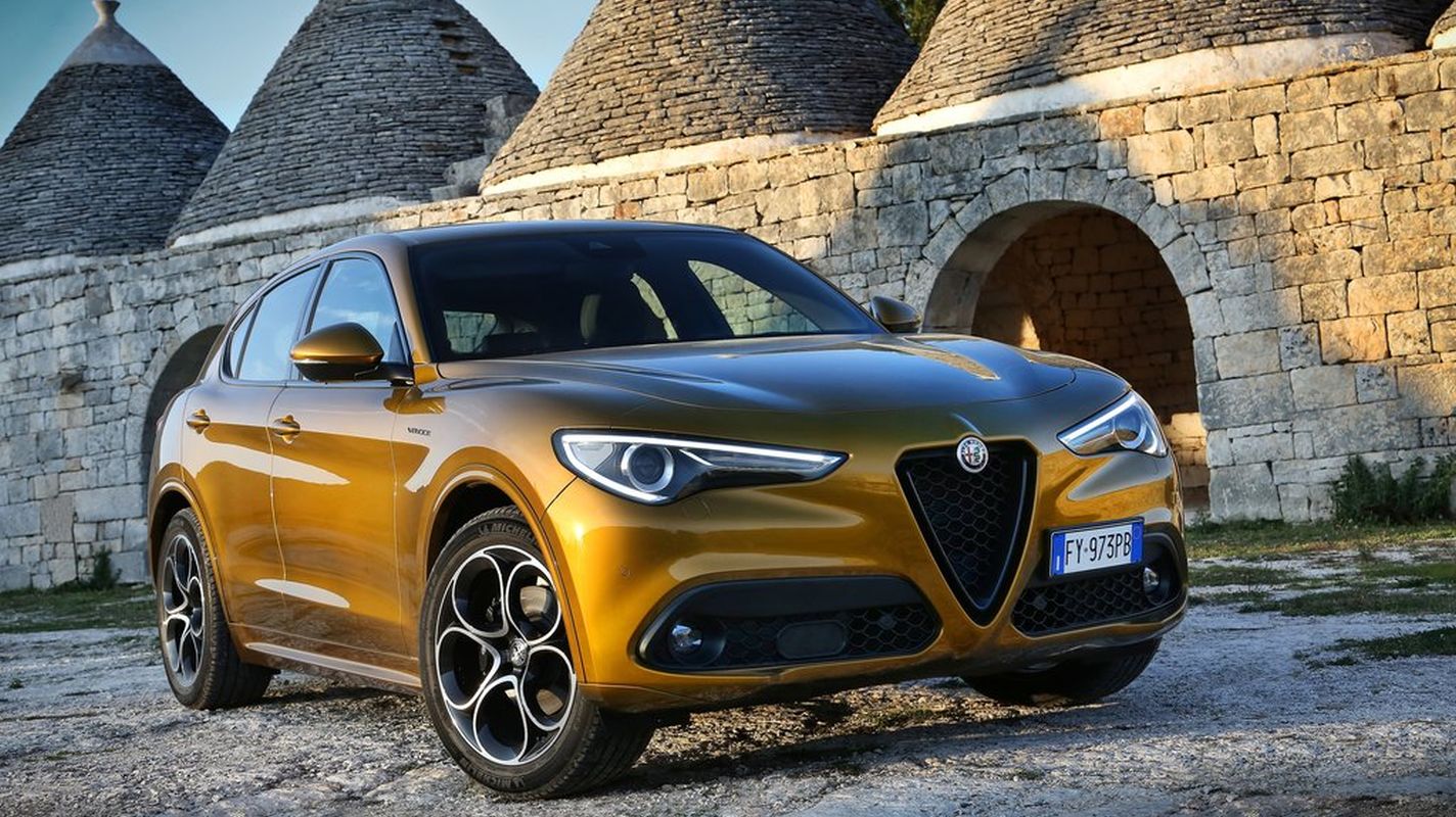 Alfa Romeo Stelvio 90 bin TL zamlandı! Peki Stelvio Nisan ayı fiyatı ne kadar oldu? İşte 13 Nisan 2023 fiyat listesi