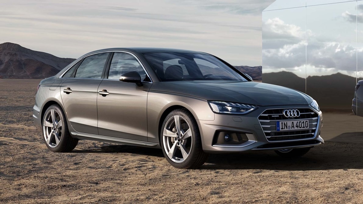 Audi A4 Sedan da görülmemiş fiyatlar! 2023 Audi A4 Sedan 2 milyon TL ye ulaştı!