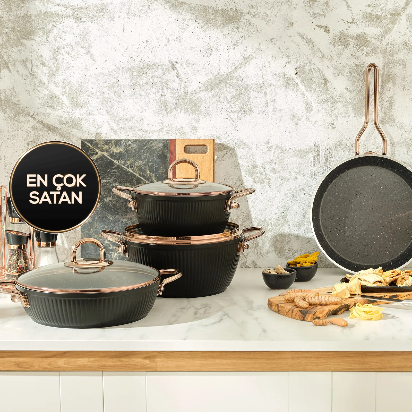 Emsan da Anneler Günü ne özel yüzde 50 ye varan indirim! Tencere seti bin 260, Kek kalıbı 159, Yemek takımı bin 79 TL