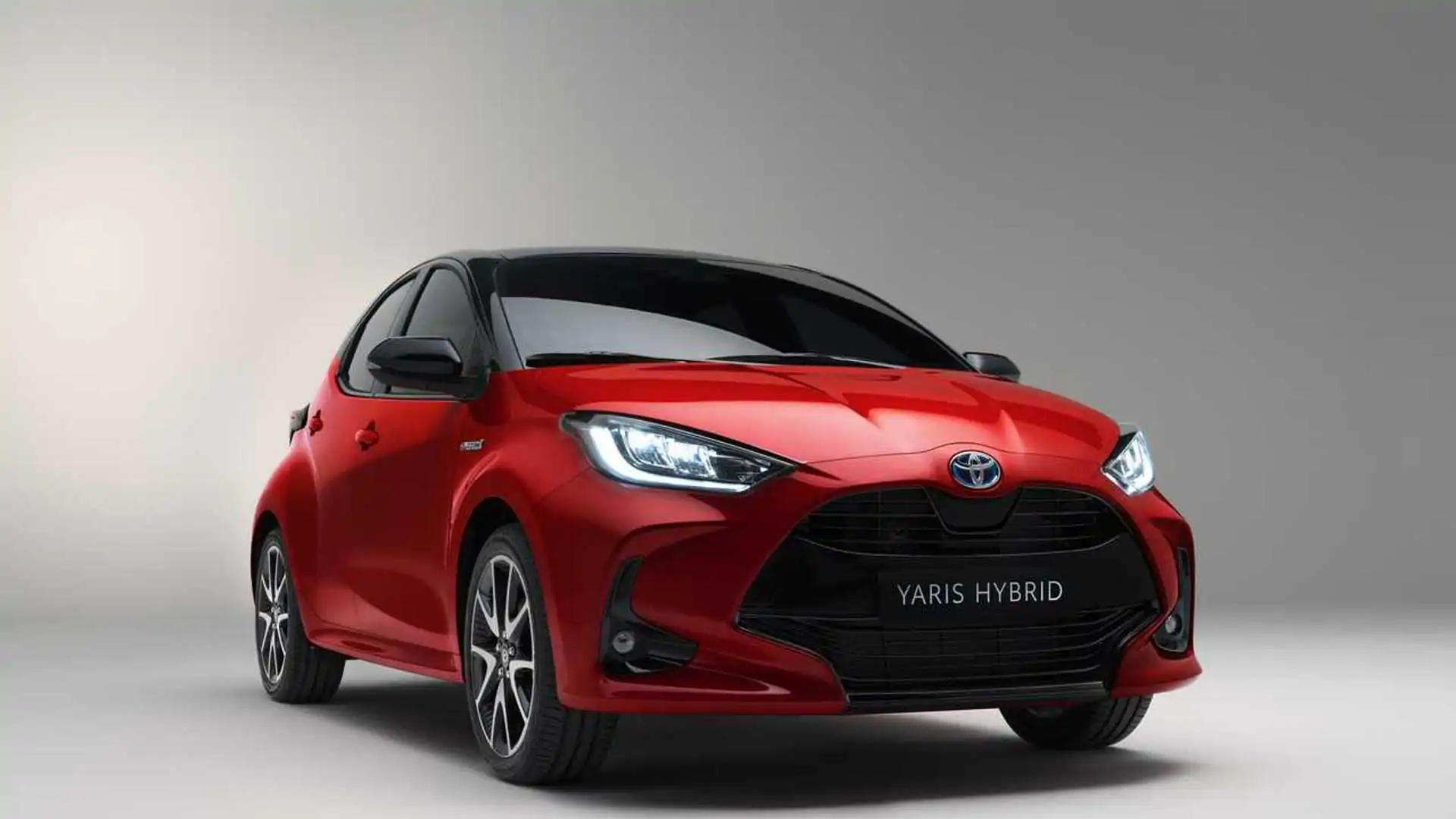 2023 Toyota Yaris listesinde 68 bin 700 TL lik sürpriz! Mayıs ayında fiyatlar baştan aşağı değişti