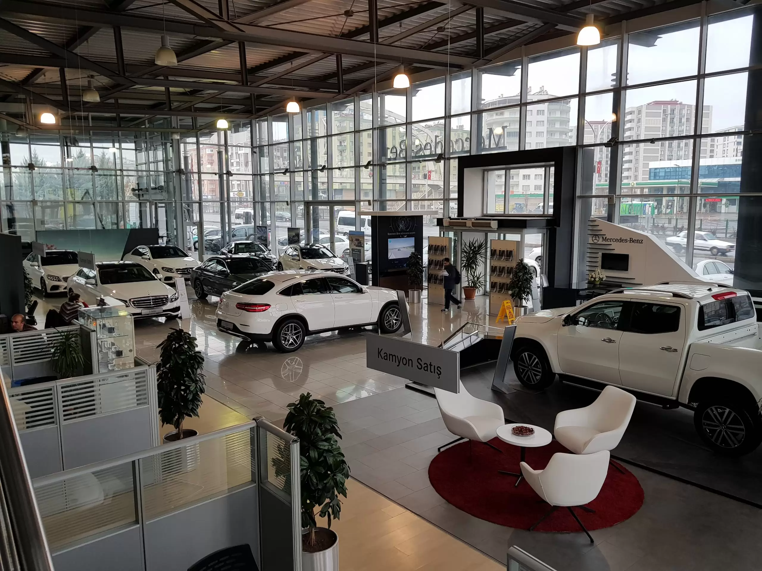 İkinci el otomobil fiyatlarında yüzde 40 düşüş bekleniyor: Yeni düzenlemeler tüm dengeleri değiştirdi