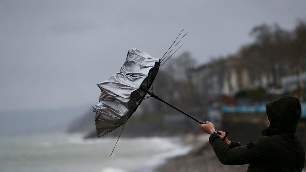 Cuma gününe dikkat! Valilik o şehirde yaşayanları uyardı; Su baskını, sel, yıldırım, dolu her risk var
