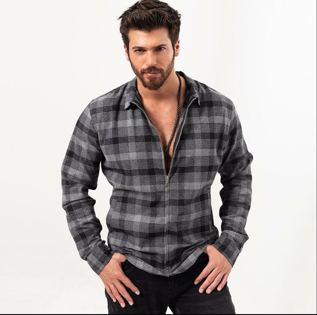 Tudors tan Babalar Günü indirimi; Gömlek fiyatları yarı yarıya düştü