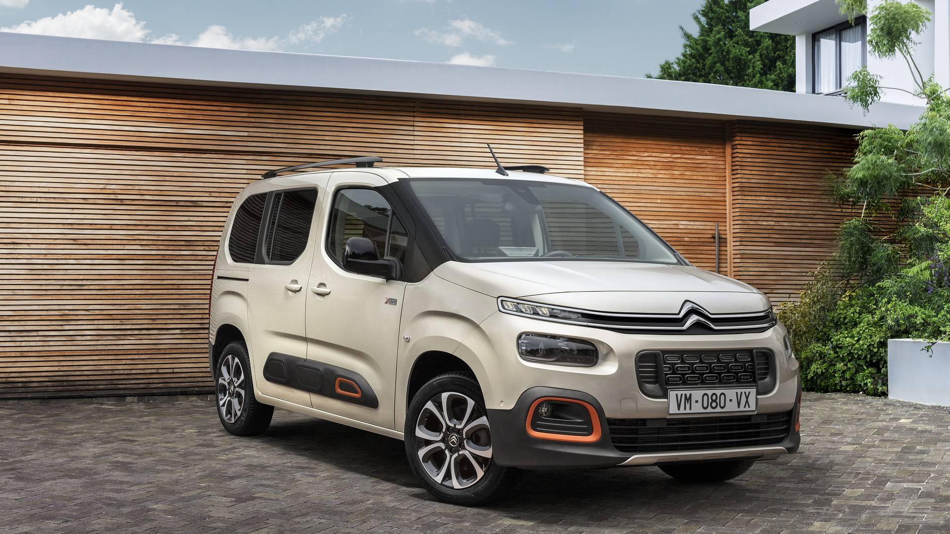 Citroen fiyatını 102 bin 800 TL artırdı: Başlangıç fiyatı 709 bin 400 TL oldu