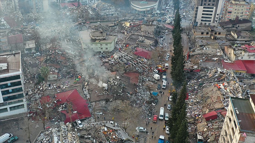 Türkiye nin dehşet verici depremleri: En büyüğü 8 şiddetindeki yıkıcı güç!