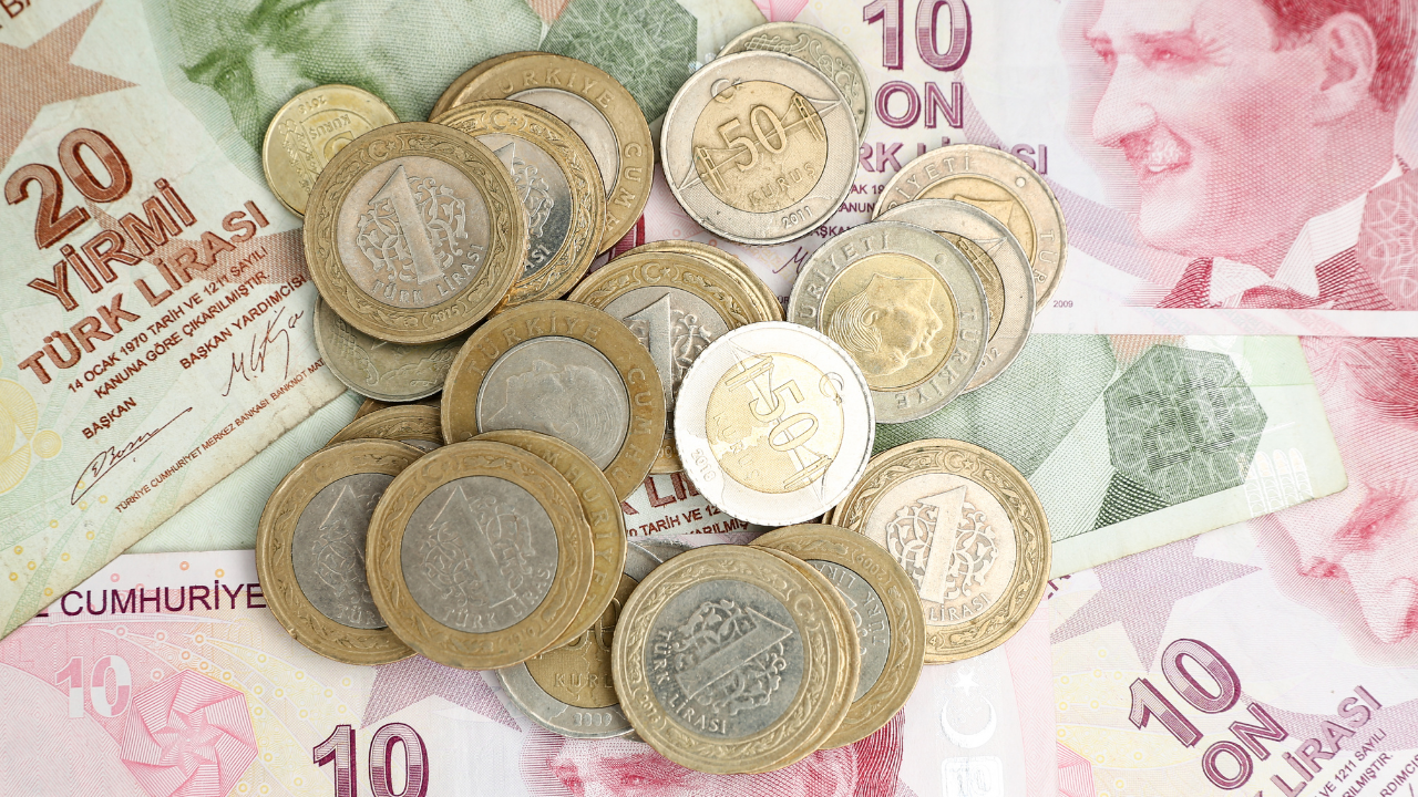 Son dakika müjdesi! Aile Destek ödemeleri bitiyor diye karalar bağlamayın, 3.700 TL lik bu yeni yardıma başvurun!