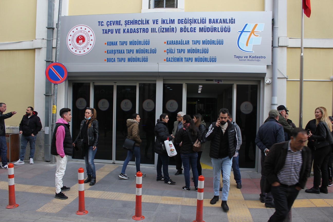 26 Haziran Tapu Müdürlüğü açık mı? Noter, vergi dairesi, belediye, Nüfus Müdürlüğü yarın açık mı?