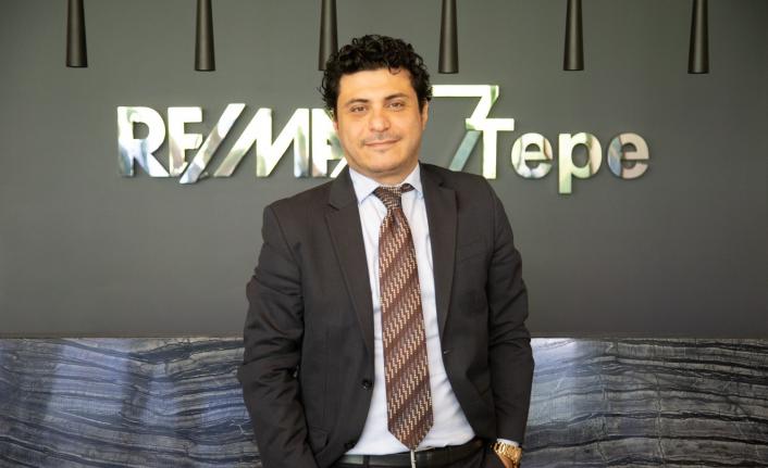 Geleceği gören uzman ekonomistin altın ve gümüş tahmini: Parlak bir gelecek öngörülüyor!