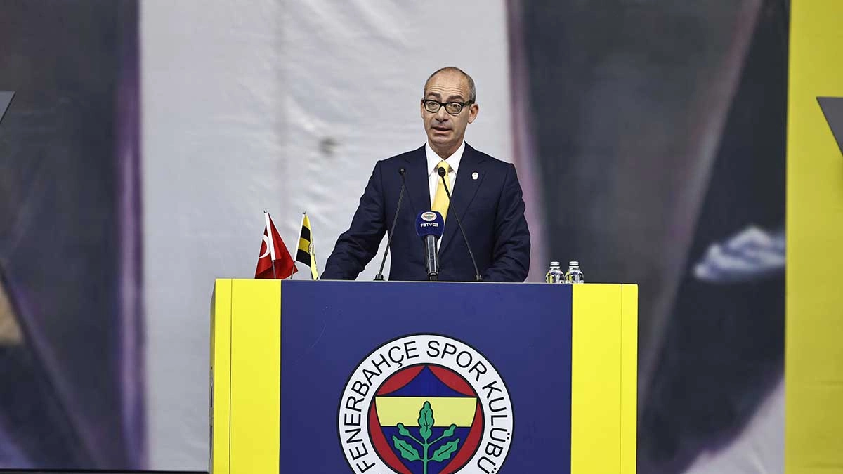 Fethi Pekin kimdir? Fethi Pekin kaç dil biliyor?