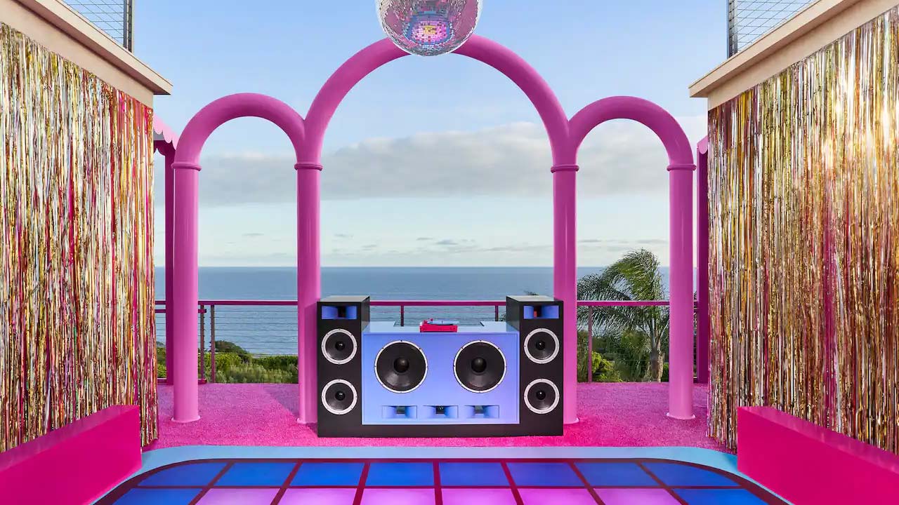 Barbie’nin ‘Rüya Evi’ gerçek hayatta inşa edildi: İki gün ücretsiz konaklama imkanı sunulacak!