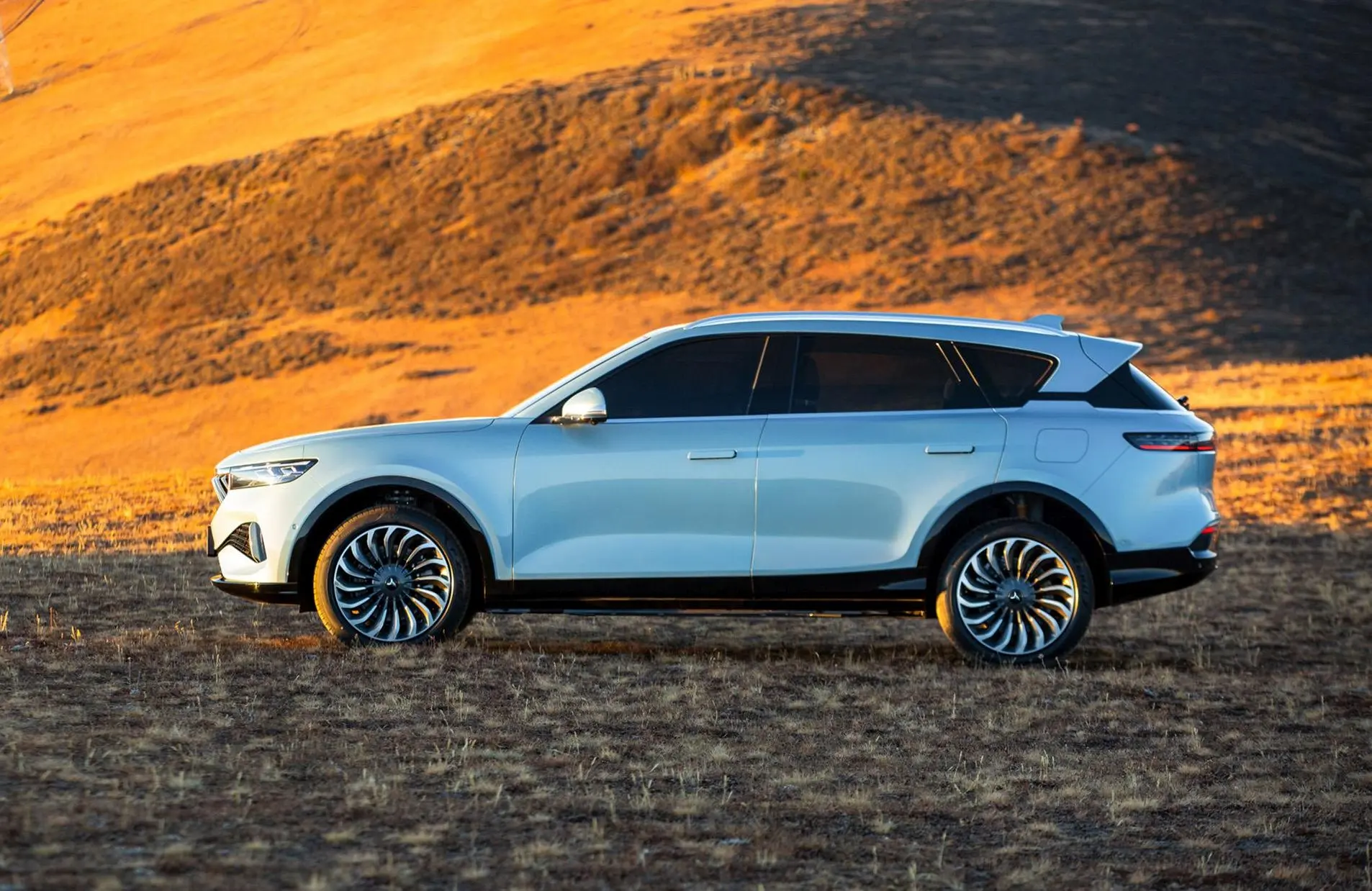 Herkes bekliyordu! Çinli Voyah Türkiye ye Free ile geldi: Fiyatı ve özellikleri olay oldu