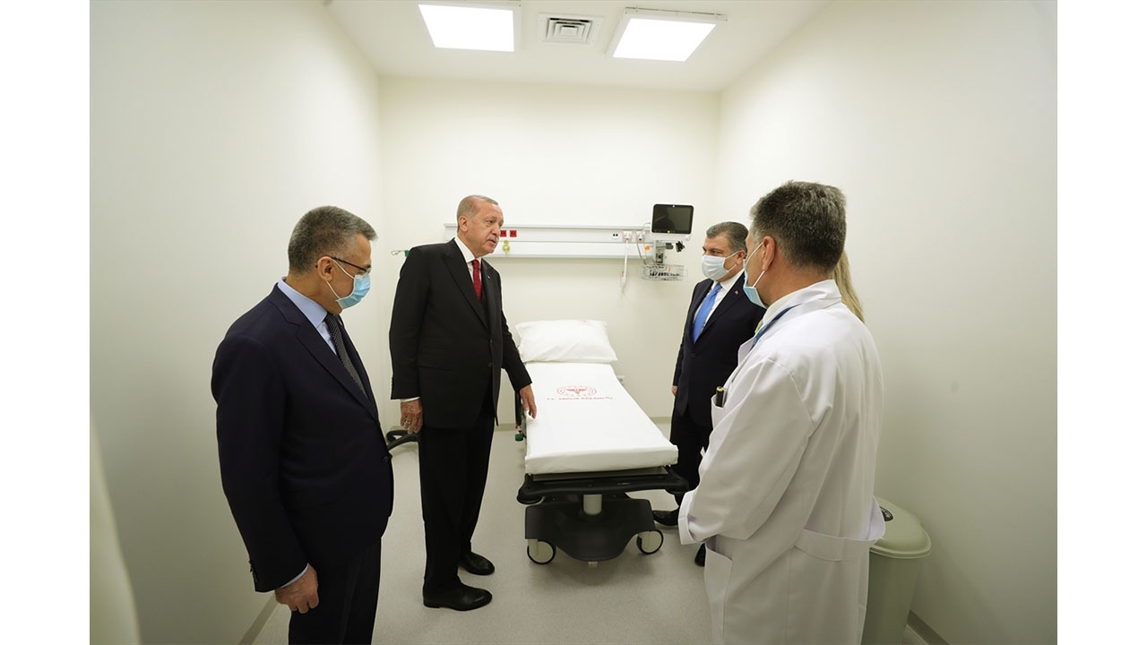 Prof Dr Feriha Öz Acil Durum Hastanesi açıldı