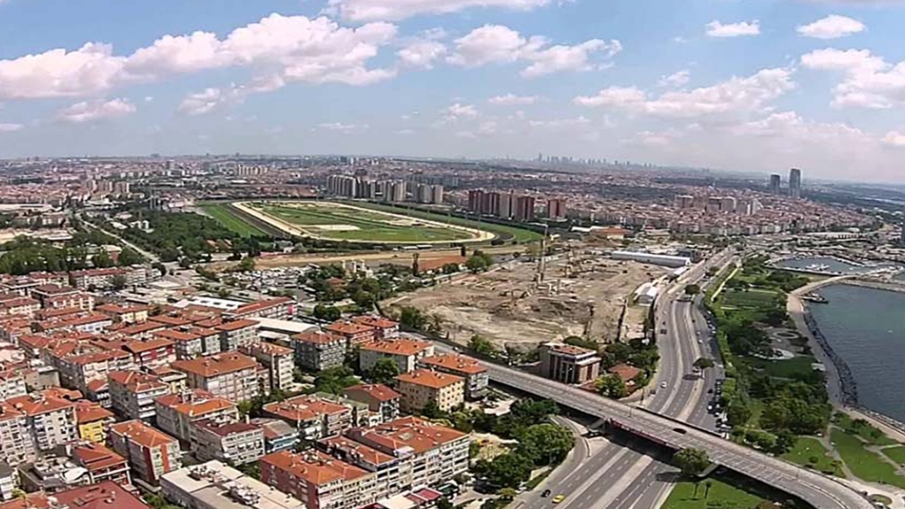 Bakırköy Ataköy'de Lüks Site İmkanları Sunan Denize Sıfır ...