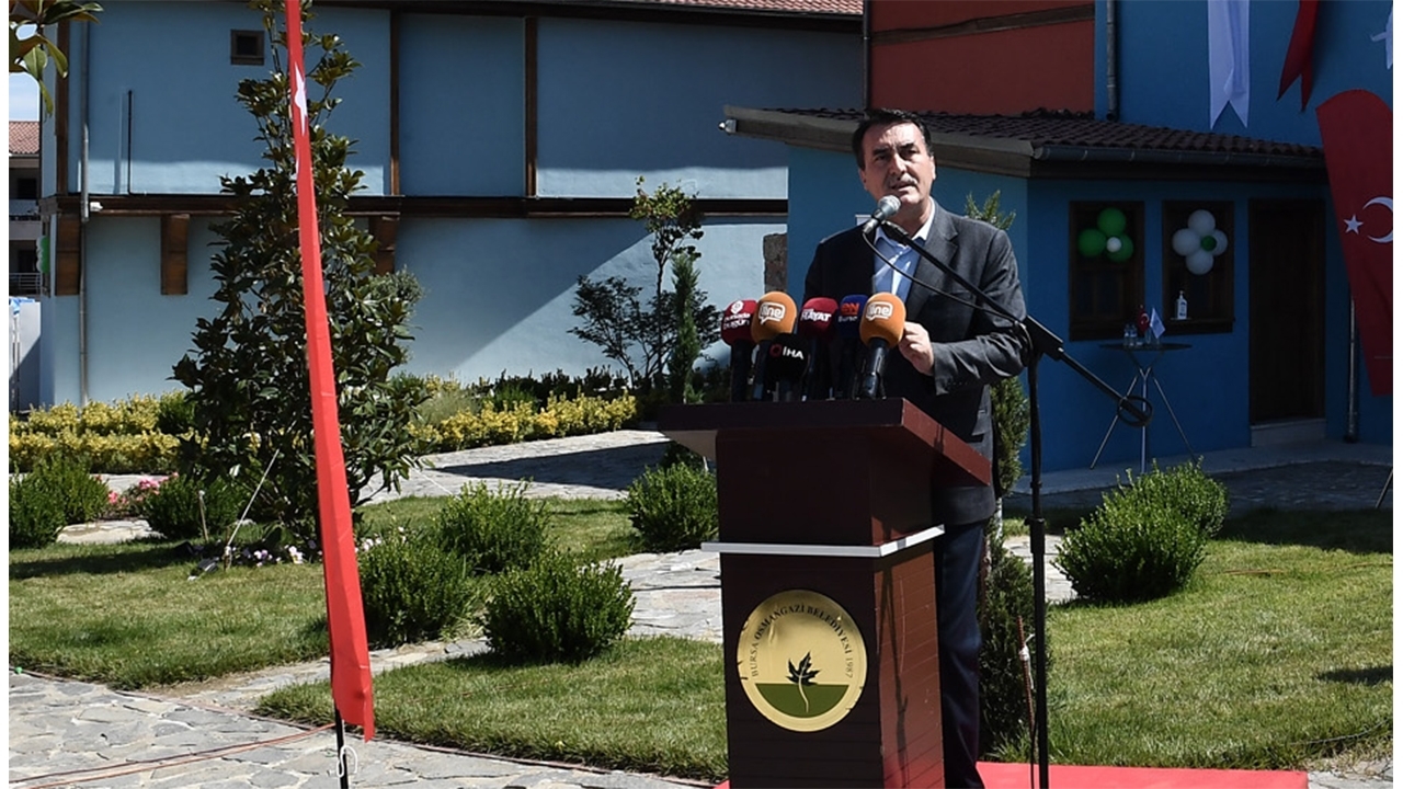 Bursa Osmangazi'deki 11 sivil mimari örneği yapı ayağa kaldırılıyor